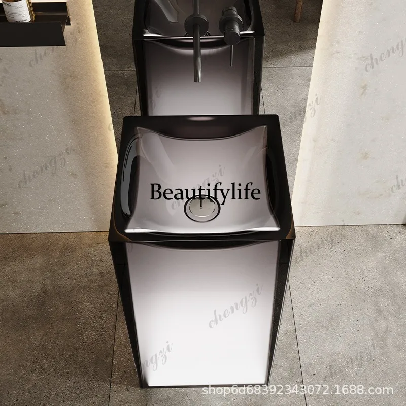 Lavabo a colonna in resina tra - Resin Art In Floor recensione e prezzo